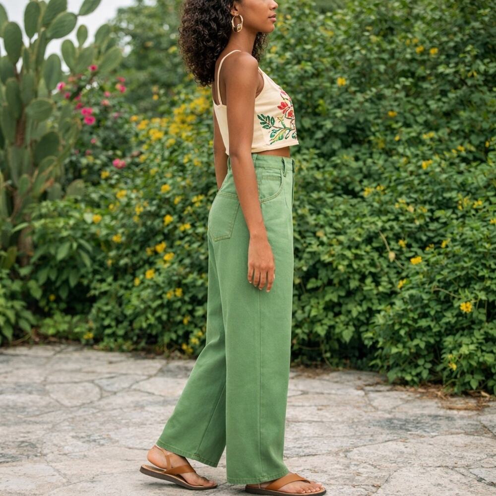 NWOT: Farm Rio High Waist Pleat Wide Leg Pants Size 26